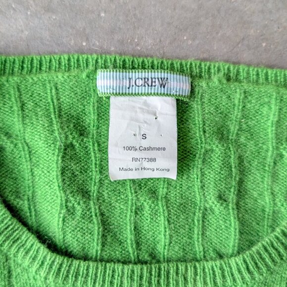 Vintage J. Crew Bright Green Cable Knit 3/4 Sleeve Cashmere Sweater small - Picture 5 of 8